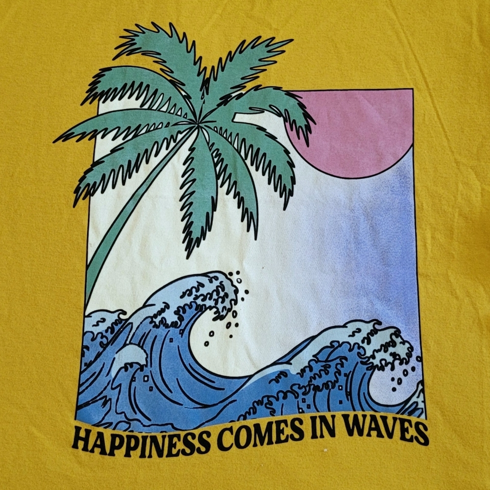 Vibe N' "Happiness Comes In Waves"🌊 Graphic Tee - NWT - Picture 10 of 10